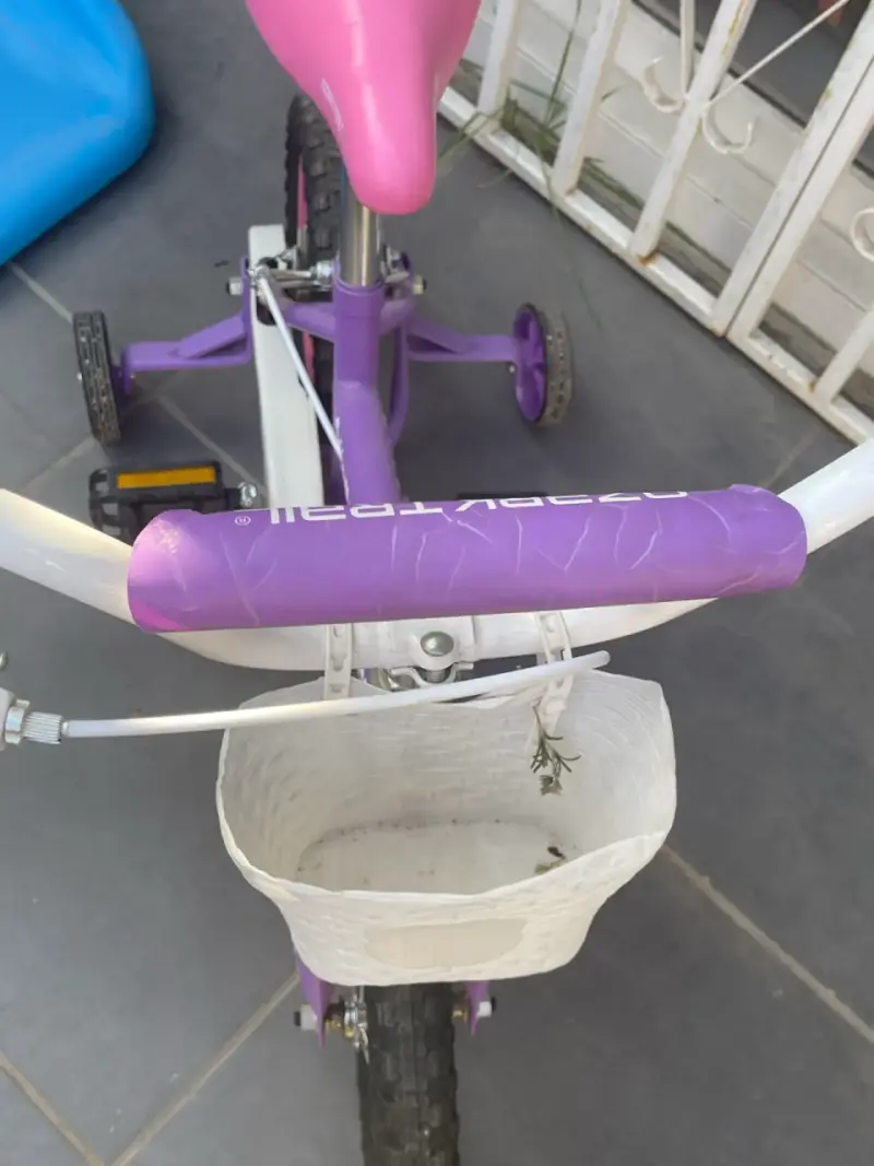 Triciclo infantil Ozark Trail morado con canasto - 3