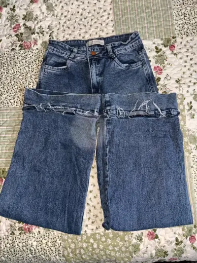 Jeans azul desgastados para mujer - miniatura 5