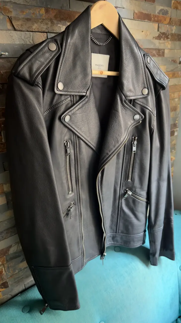 Chaqueta de cuero negra Mango estilo biker - 3