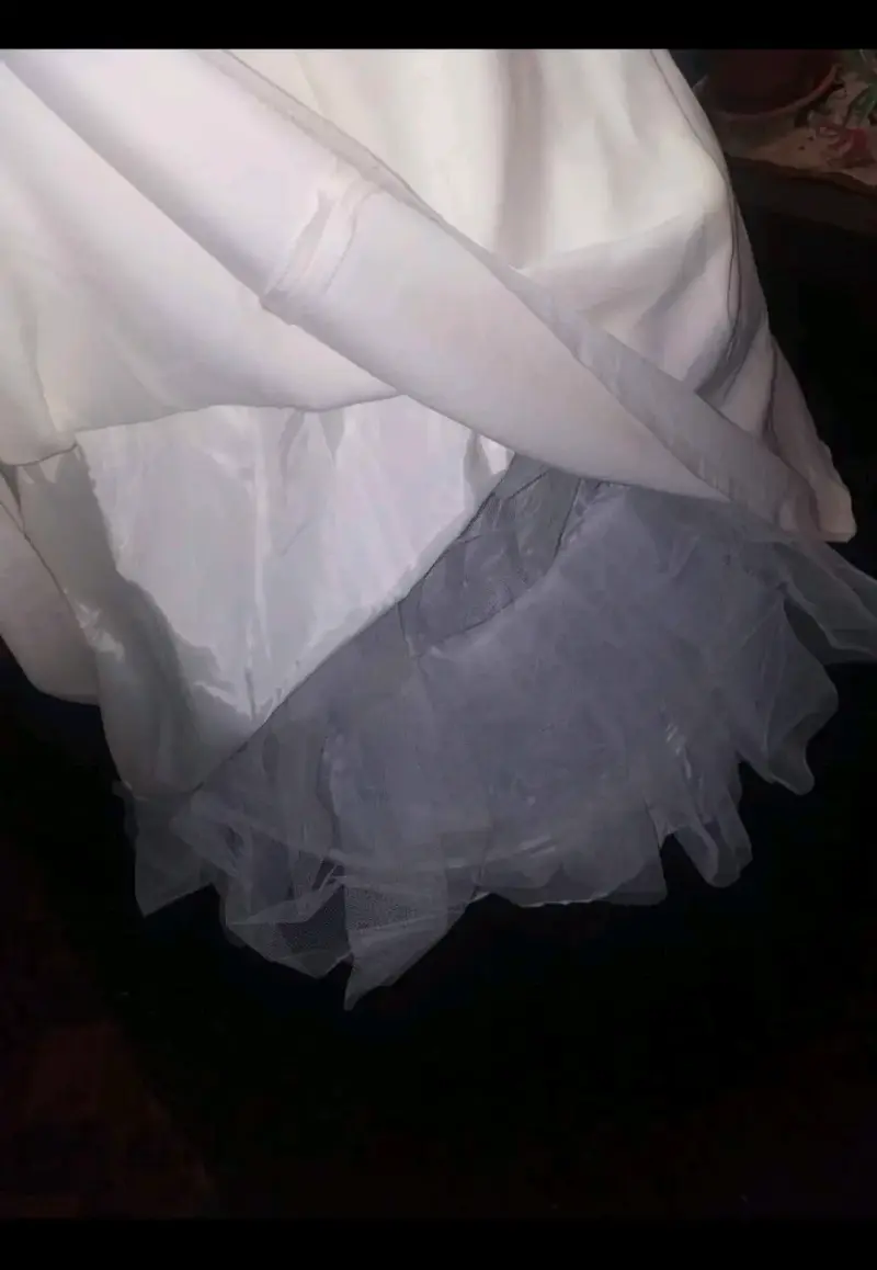 Vestido de novia con velo bordado - 5