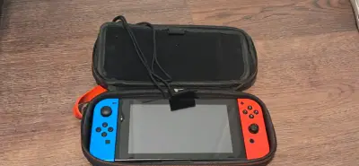 Consola Nintendo Switch con accesorios - miniatura 4