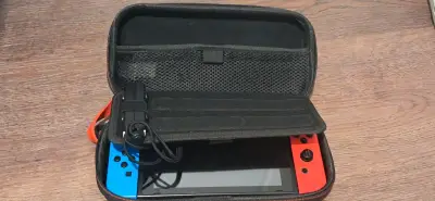 Consola Nintendo Switch con accesorios - miniatura 5