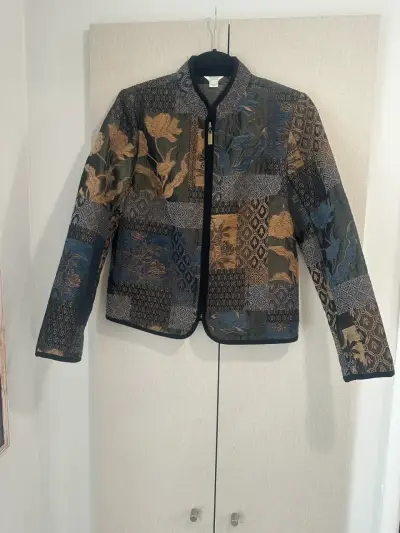 🖤Chaqueta estampada estilo patchwork🖤 - miniatura 5