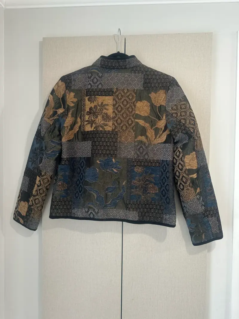 🖤Chaqueta estampada estilo patchwork🖤 - 6