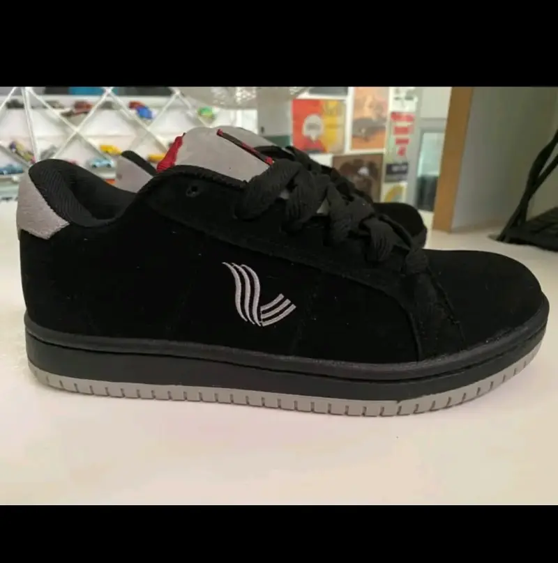 Zapatillas chunky negras de gamuza talla 38 nuevas
