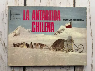 Libro 'La Antártida Chilena' de Cecilia Urrutia - miniatura 1