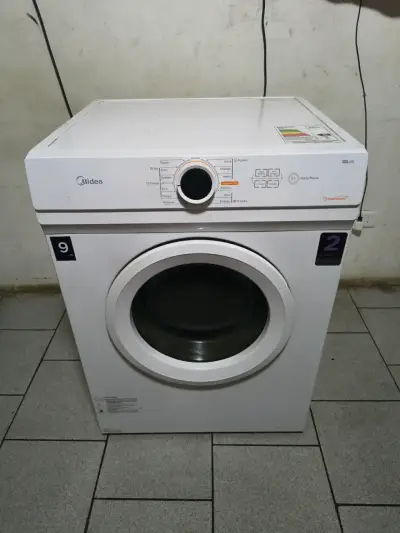 Lavadora Midea 9kg en buen estado - miniatura 1