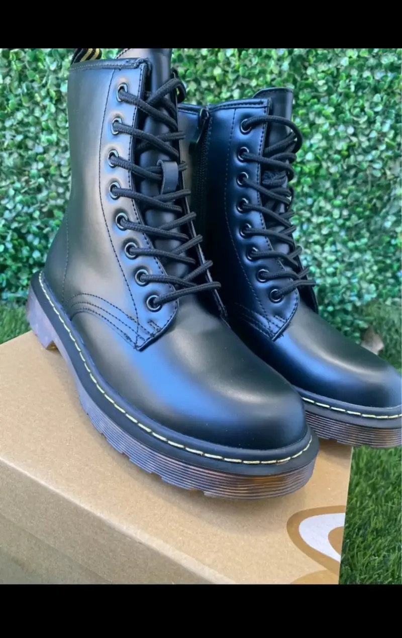 Botas negras dama tallas 35/36 nuevas en caja