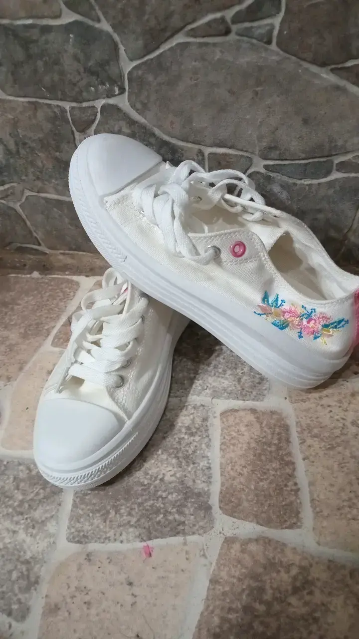 Zapatillas blancas de lona para niños - 2