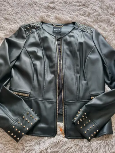 Chaqueta de cuero sintético con tachas Lio-Lio - miniatura 1