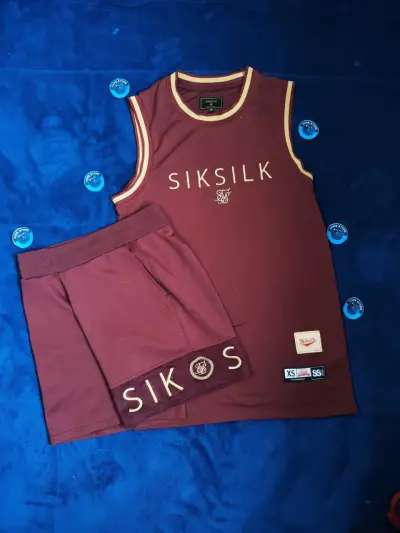 Conjunto deportivo SikSilk burdeos para hombre - miniatura 1