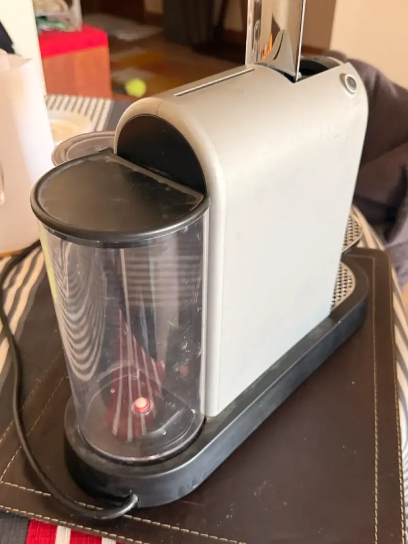 Máquina de café Nespresso - 3