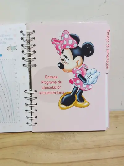Cuaderno de salud infantil personalizado - miniatura 3