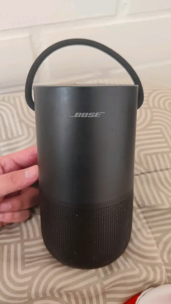 Parlante portátil Bose portable home speaker - 1
