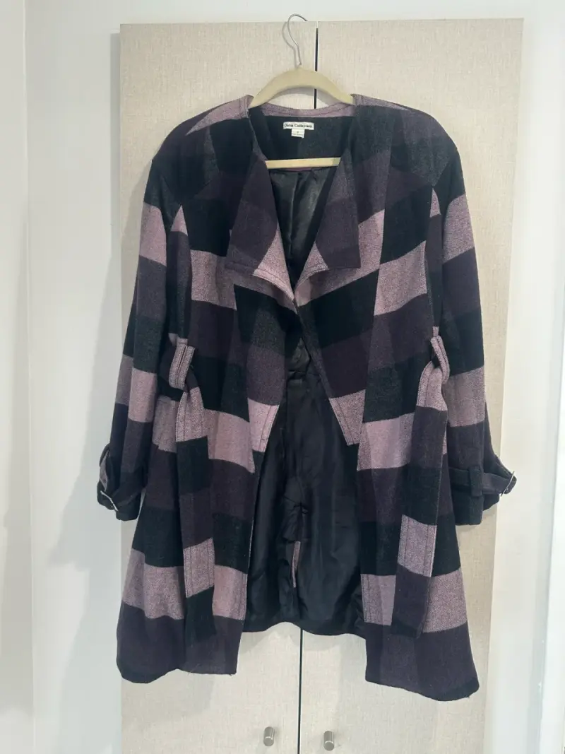 🖤Abrigo a cuadros morado y negro con cinturón🖤 - 4