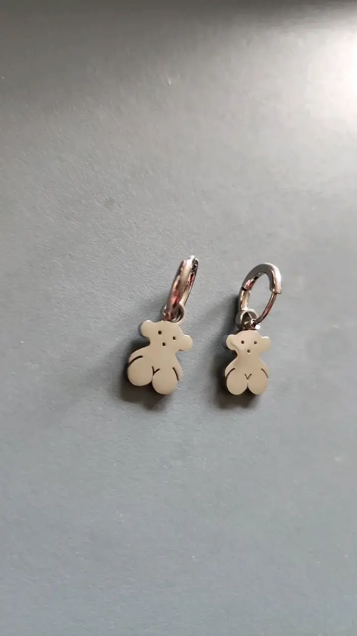 Aros de plata con colgante de oso - 2