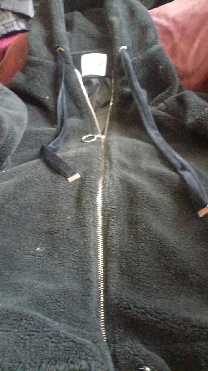 Chaqueta de lana negra con cierre - 4