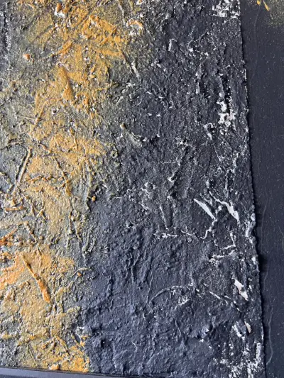 Cuadro abstracto en tonos negro y dorado - miniatura 1