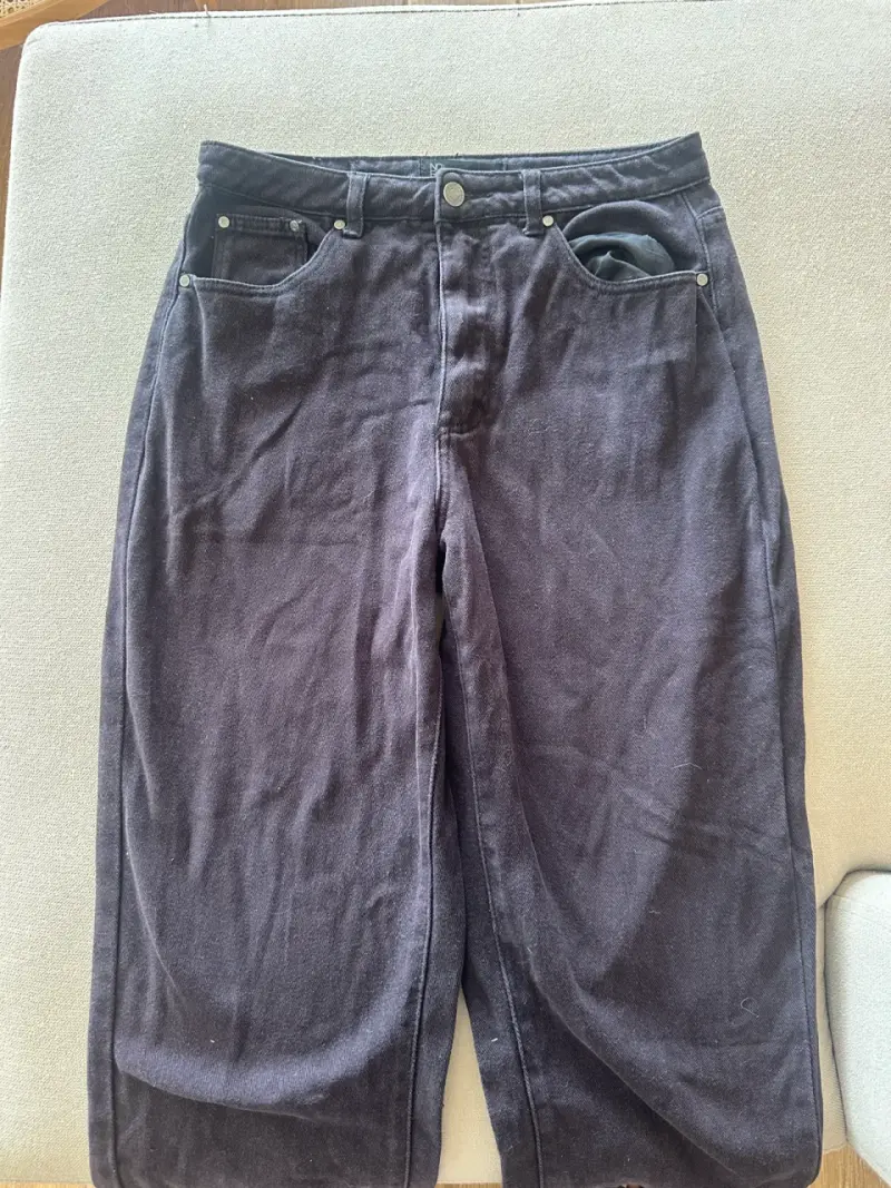 Jeans negros unisex en buen estado - 2
