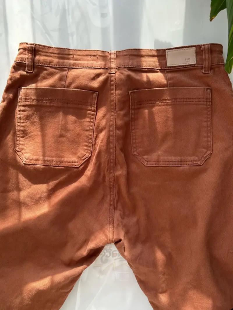 Pantalones Basement flare color terracota - 4