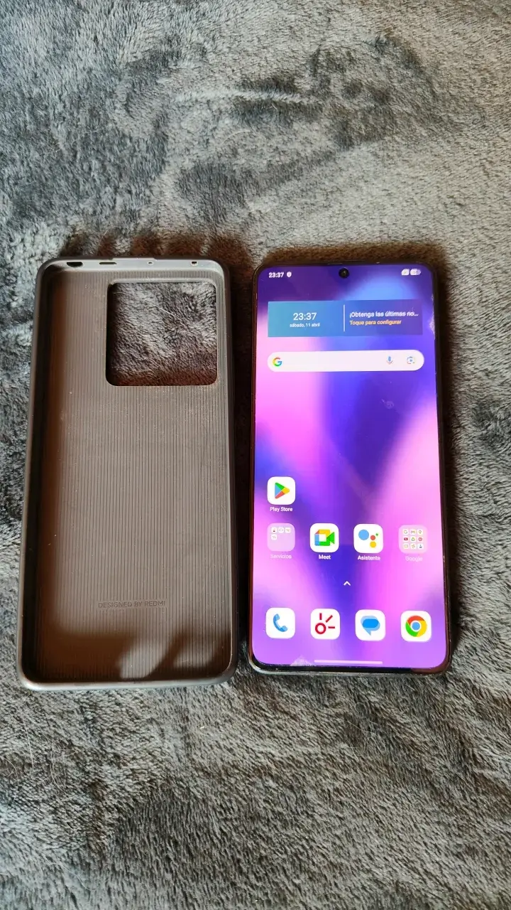 Smartphone moderno con pantalla AMOLED - 3