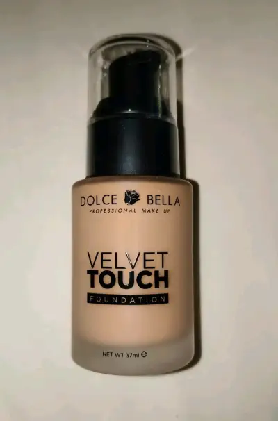 Base de maquillaje Dolce Bella Velvet Touch - miniatura 1