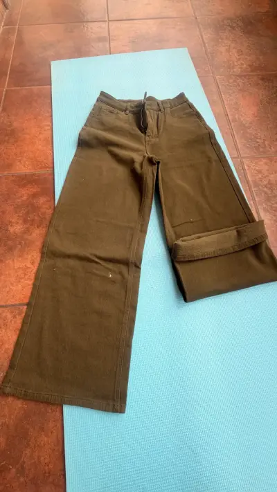 Pantalones anchos color verde oliva con micropolar - miniatura 1