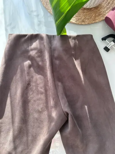 Pantalones Zara Basic marrones de gamuza - miniatura 3