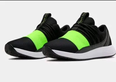 Zapatillas deportivas negras con verde neón - miniatura 1