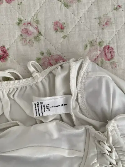 top corset blanco con mangas - miniatura 2