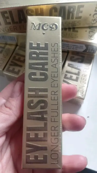 Sérum para pestañas más largas y gruesas - miniatura 3