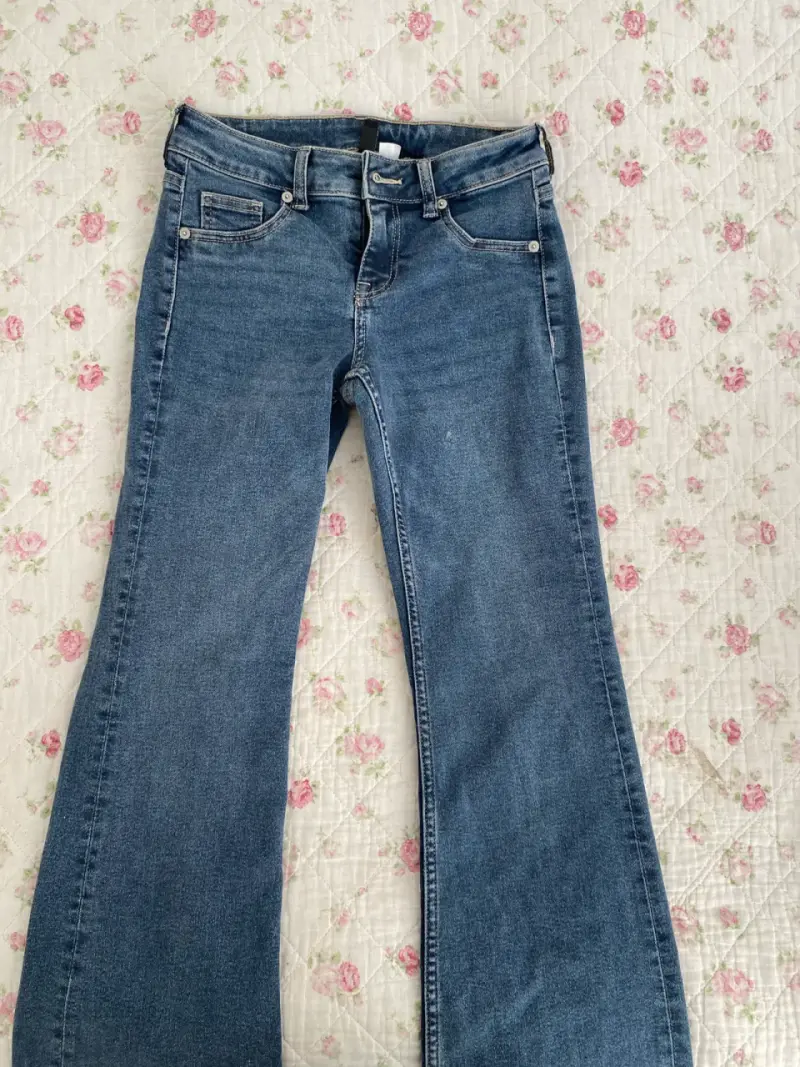 jeans flare azul oscuro - 2