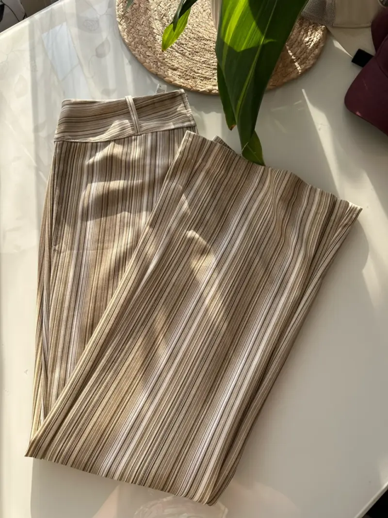 Pantalones a rayas beige de mujer - 2
