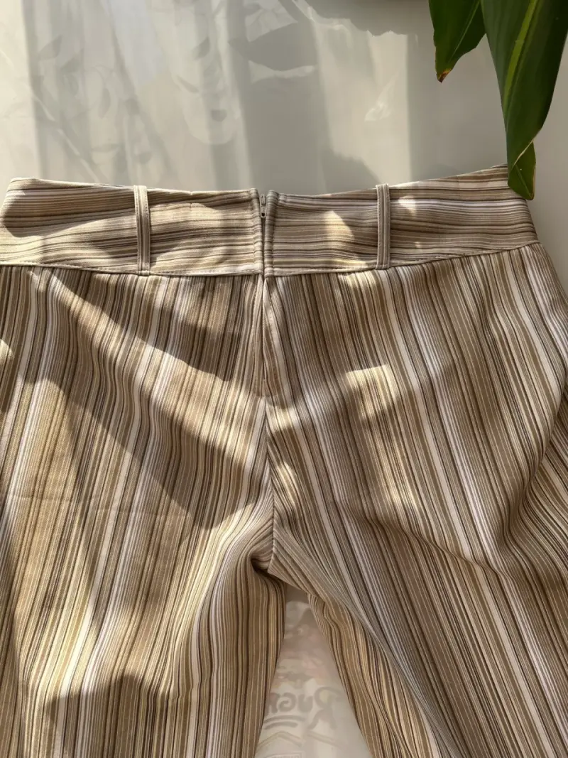 Pantalones a rayas beige de mujer - 3