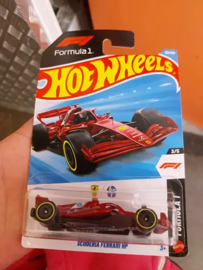 Auto de juguete Hot Wheels Ferrari F1 - miniatura 1