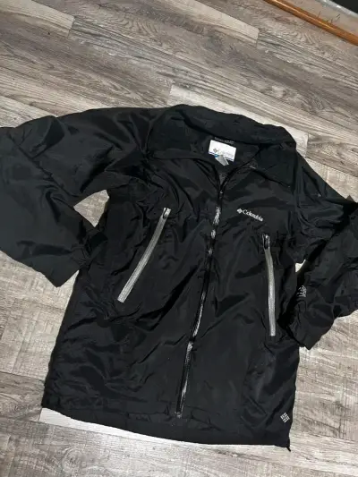 Chaqueta impermeable Columbia negra para mujer - miniatura 1