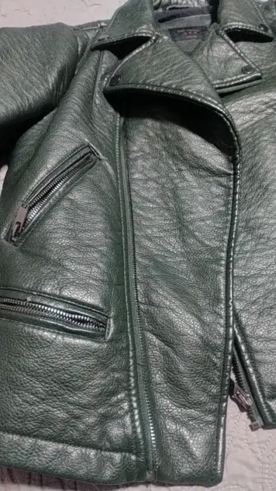 Chaqueta de cuero verde Zara para mujer - miniatura 3