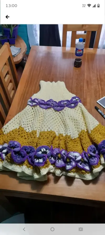 Poncho tejido a mano - miniatura 1