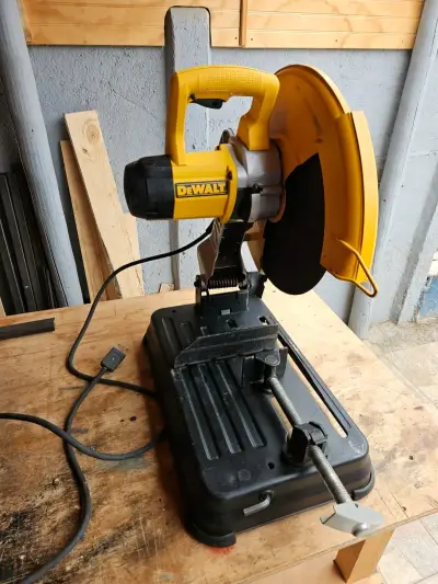 Sierra de corte DeWalt para metal - miniatura 1