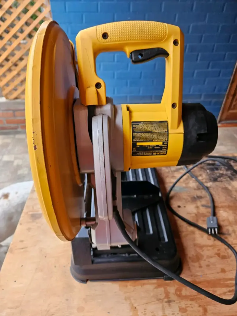 Sierra de corte DeWalt para metal - 6