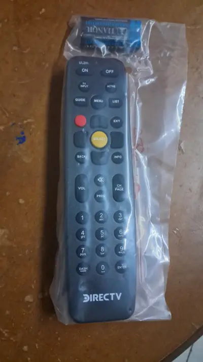 Control remoto universal DirecTV nuevo - miniatura 1