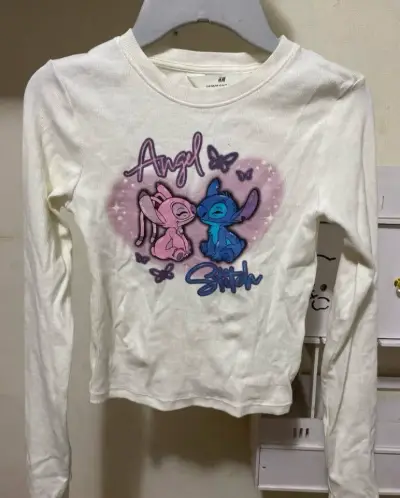Polera manga larga H&M Angel y Stitch Niña - miniatura 1