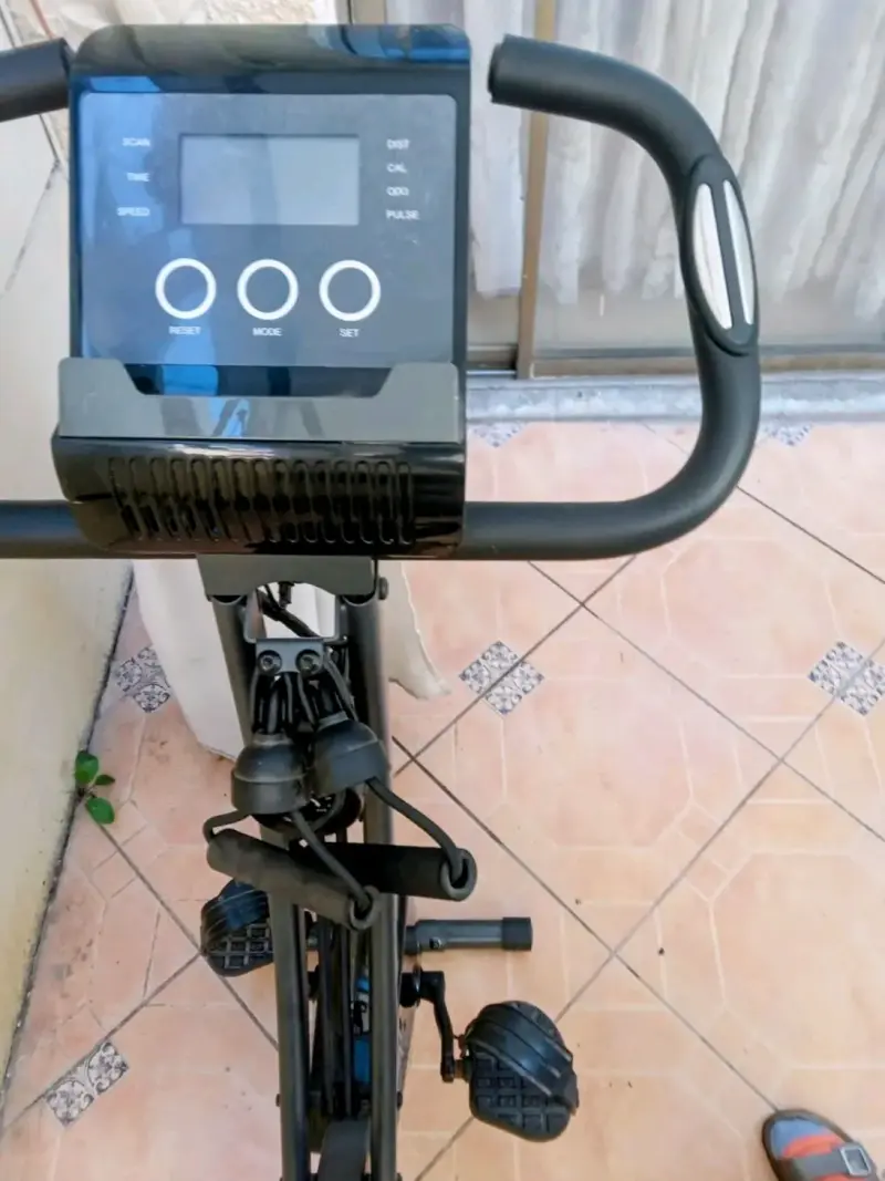 Bicicleta estática plegable con respaldo - 2