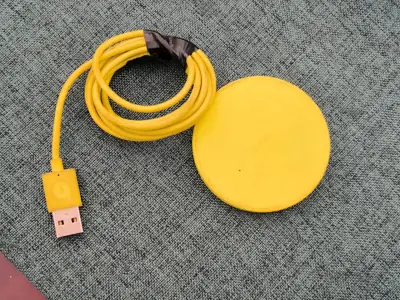 Cargador inalámbrico Nokia USB - miniatura 1