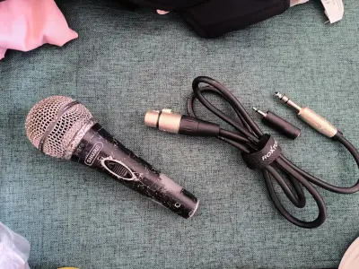 Micrófono Shure PG58 dinámico usado - miniatura 6