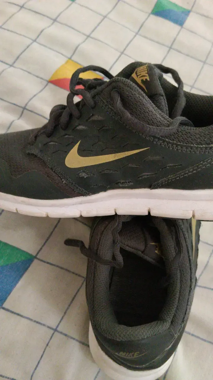 Zapatillas Nike negras - 2