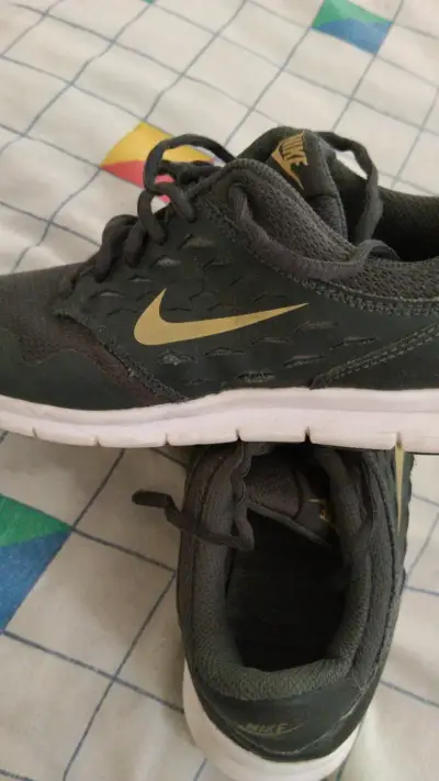 Zapatillas Nike negras - miniatura 2