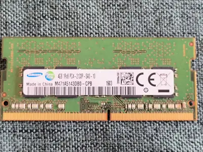 Memoria RAM Samsung 4GB DDR4 PC4-2133P - miniatura 1