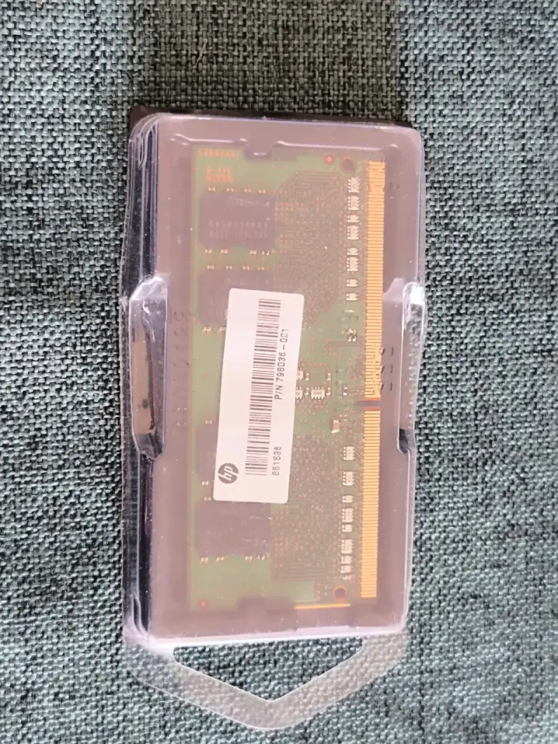 Memoria RAM Samsung 4GB DDR4 PC4-2133P - 3