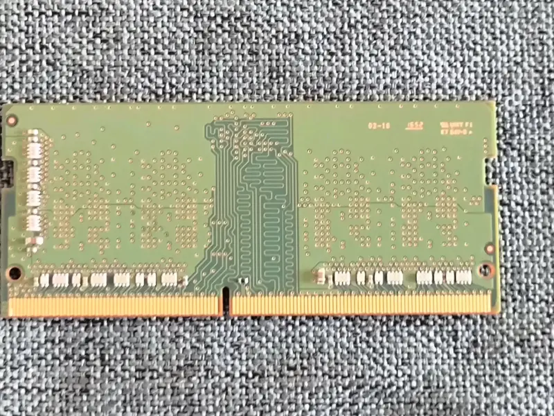 Memoria RAM Samsung 4GB DDR4 PC4-2400 - 3